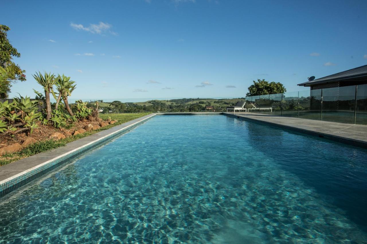 99 Acres Bangalow Retreat Exteriör bild